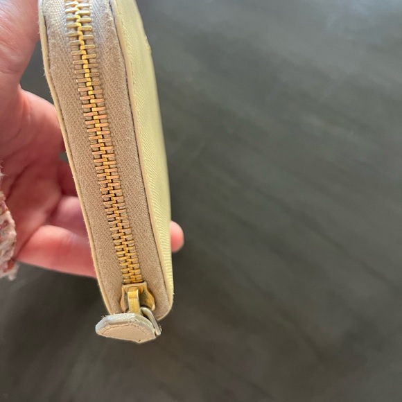 Prada Saffiano Wallet - Picture 6 of 6